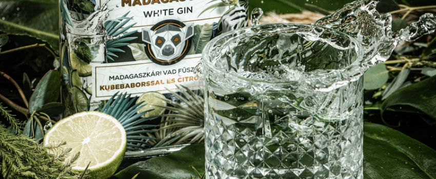 Limitált kiadású, dzsungelt idéző White Gin palackkal robbantja be a nyarat a Kalumba